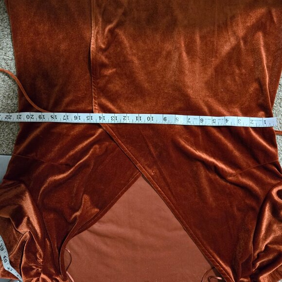 Sz 3XL Baltic Born Meghan Velour Wrap Gown in Rust - Picture 8 of 11